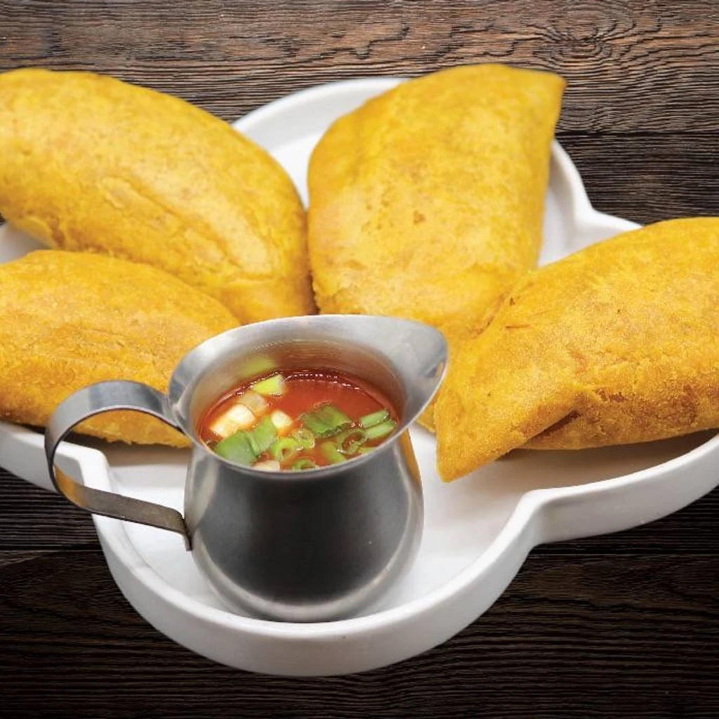 Empanadas de Pollo (Chicken)